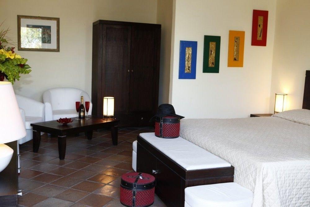 Hotel Il Poggio Dei Pettirossi à Bevagna Extérieur photo